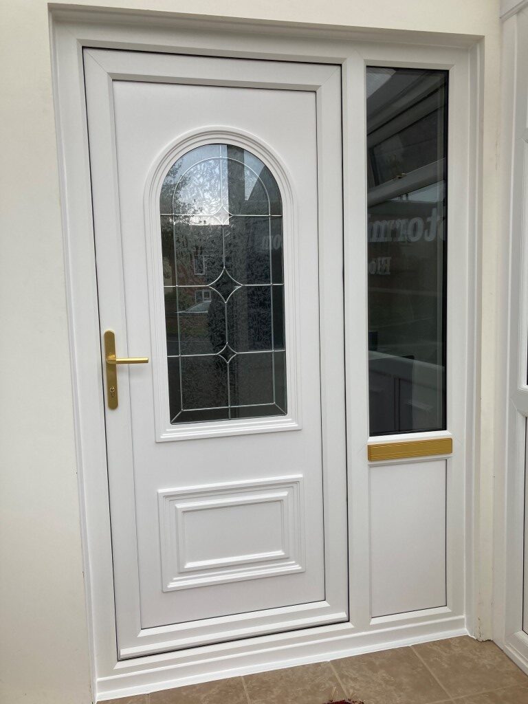 StormMeister flood door white with side panel